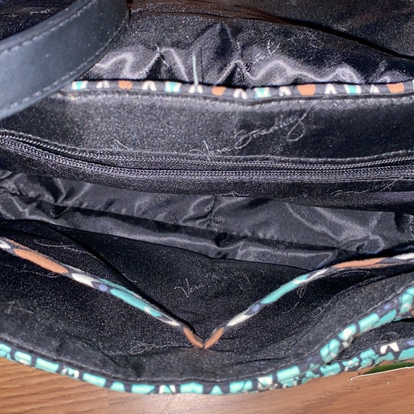 Vera Bradley Turn Lock Crossbody Brand New - Picture 6 of 7